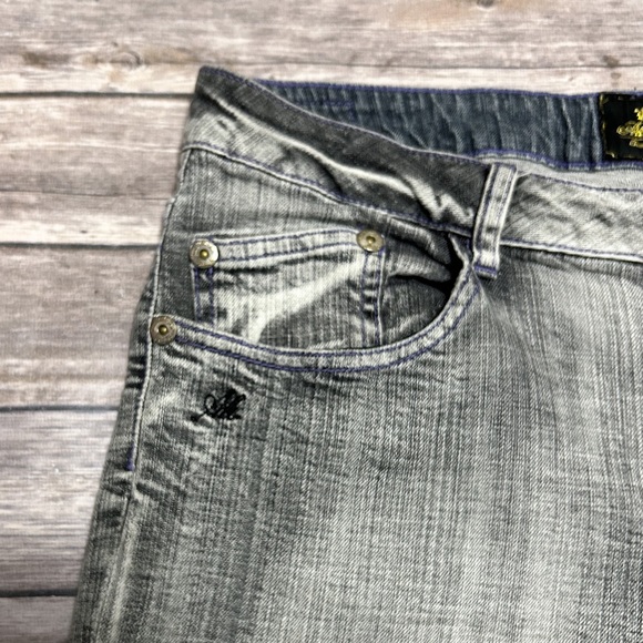 Akademiks Washed Out Black Gray Purple Embroidery Low Rise Bermuda Jean Short 34 - Picture 4 of 12